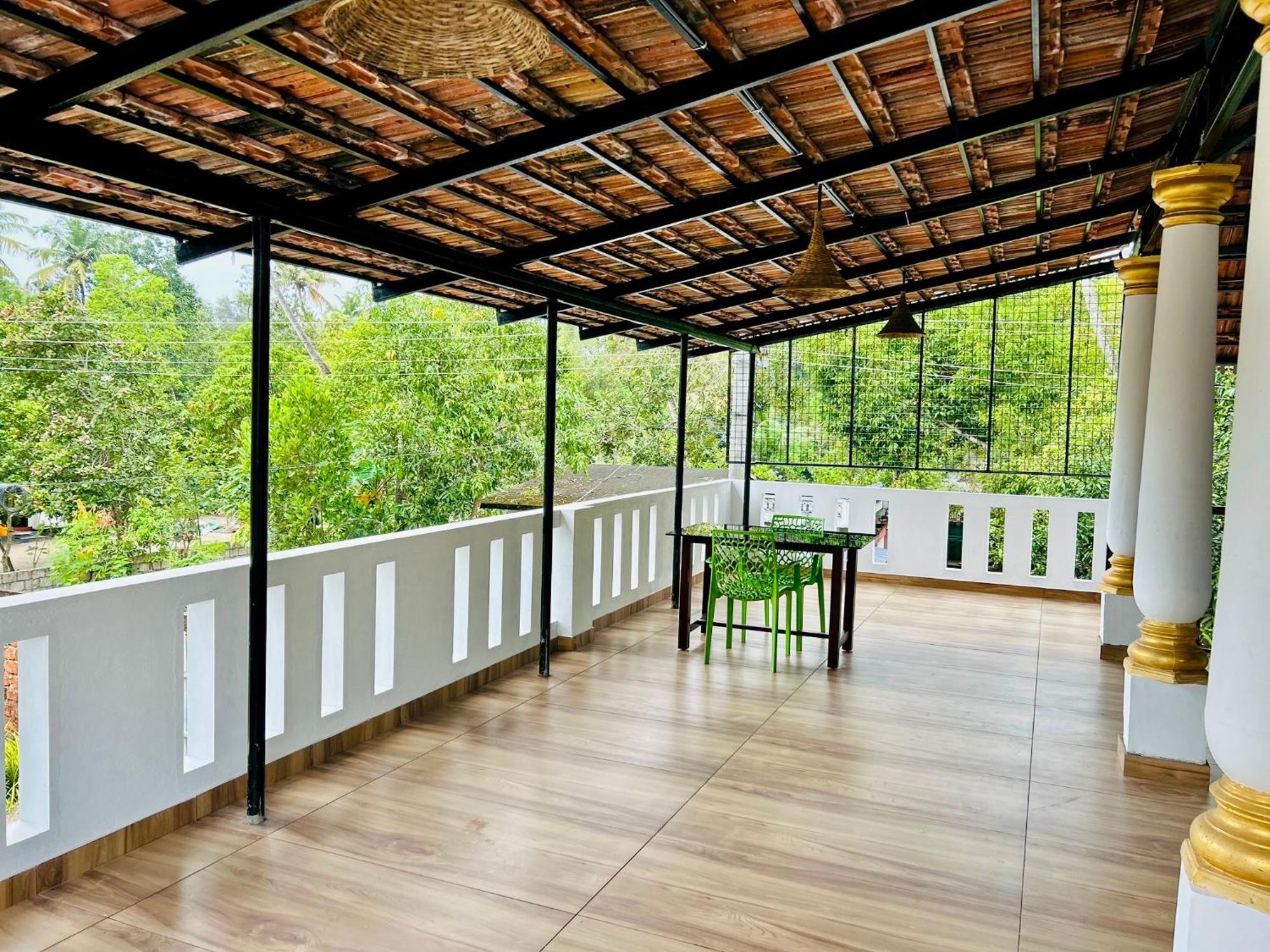 Marari Beach Cleetus Homestay Mararikulam Exteriör bild