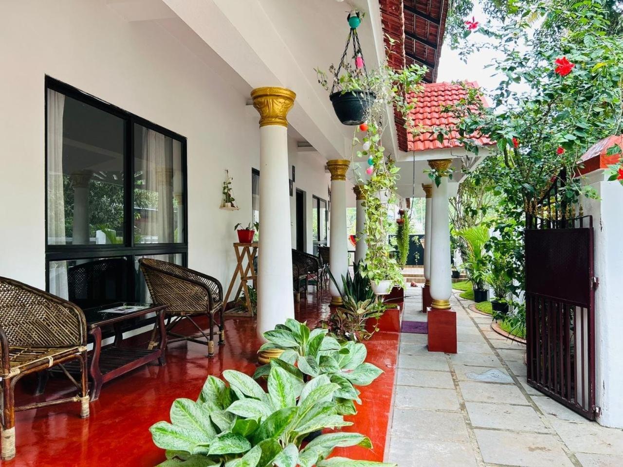 Marari Beach Cleetus Homestay Mararikulam Exteriör bild